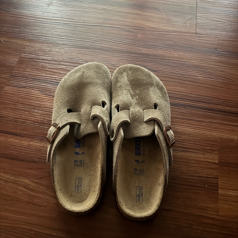 Brand New Birkenstock clogs size 39